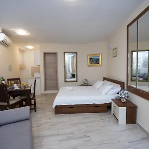 Stone Beauty Appartement Split