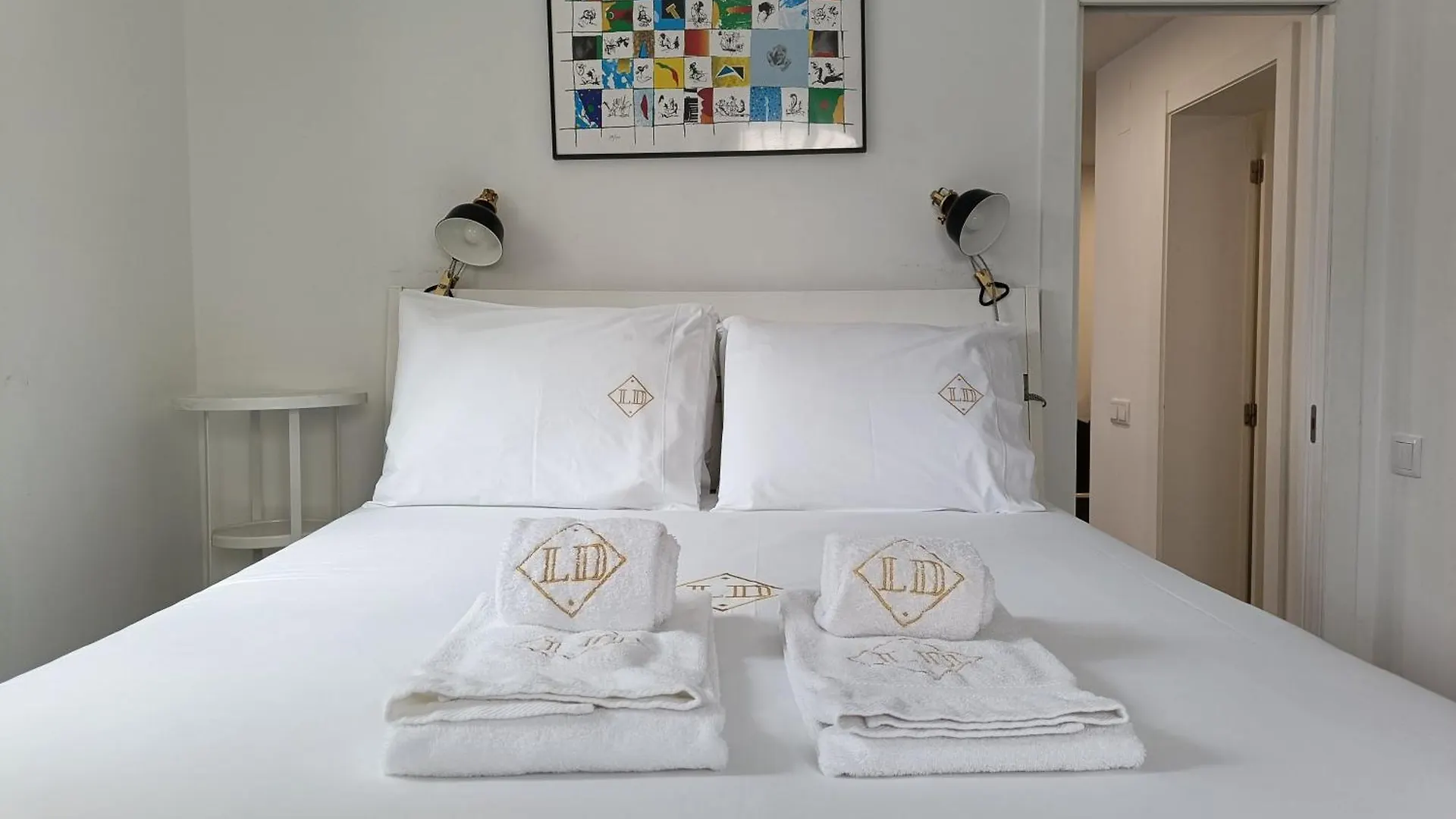 Apartment Dobairro Suites At Merces Lisbon