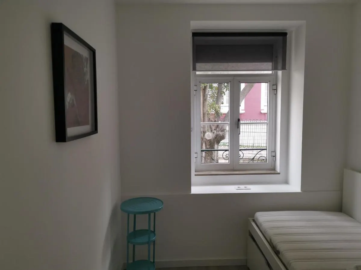 Dobairro Suites At Merces Lisbon 0*,