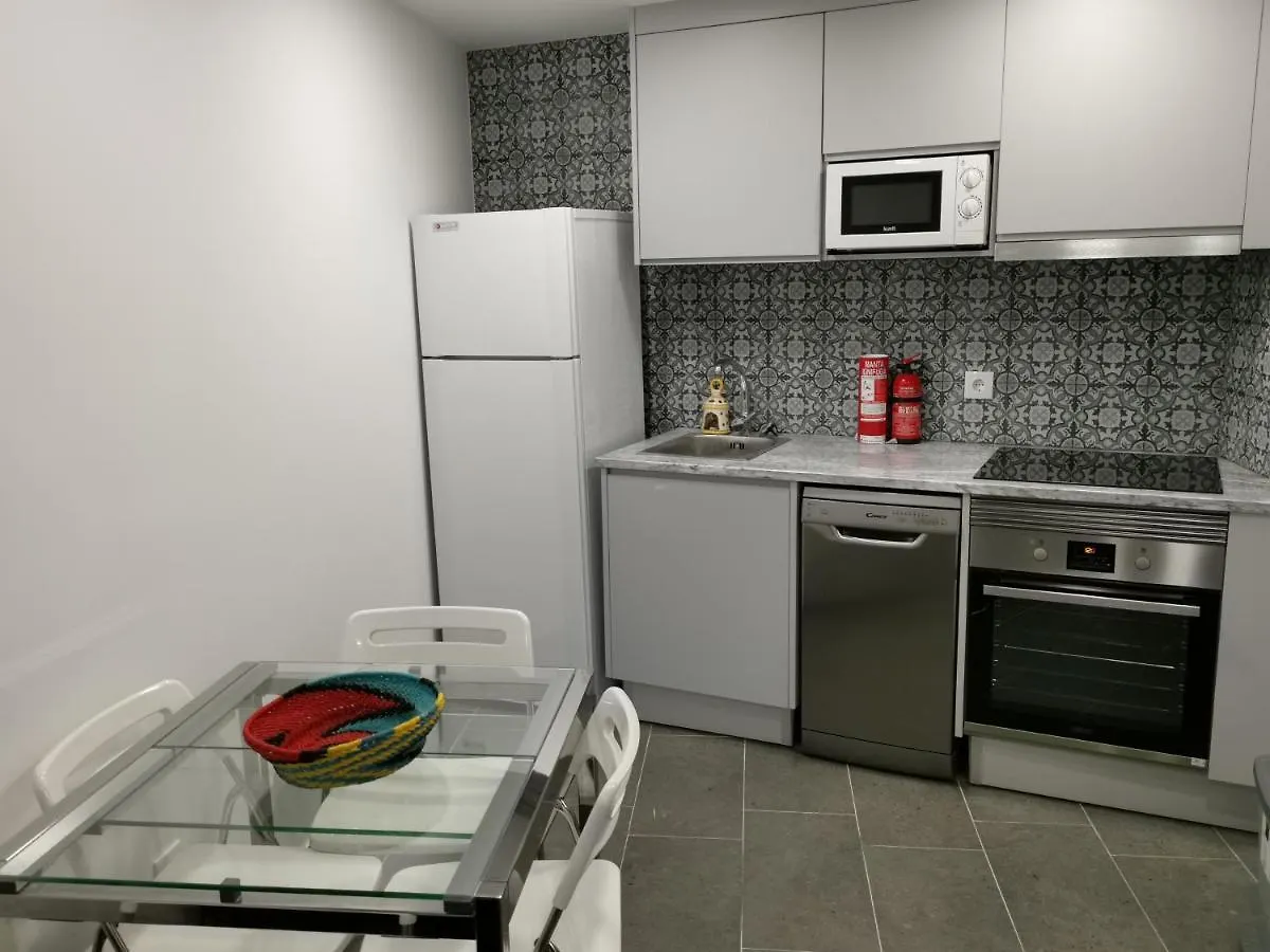 Dobairro Suites At Merces Lisbona Appartamento
