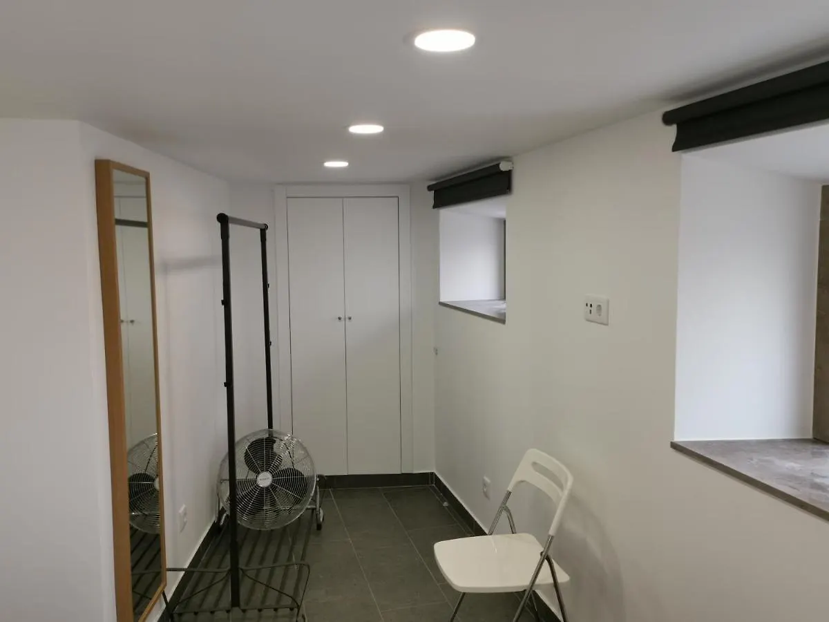 Dobairro Suites At Merces Lisbona Appartamento